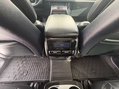 Certified 2025 Lincoln Aviator Reserve w/ Equipment Group 201A image 20