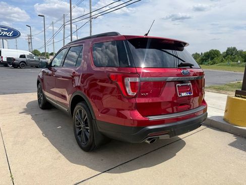 Certified 2018 Ford Explorer XLT w/ Equipment Group 202A AWD/4WD image 5