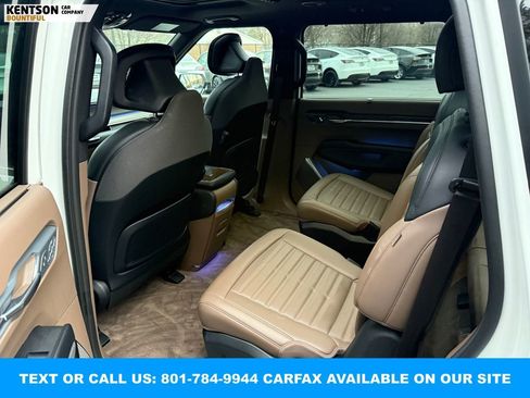 Used 2024 Kia EV9 Land image 38