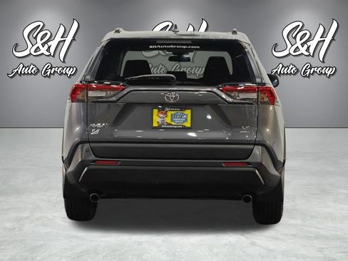 Used 2019 Toyota RAV4 LE w/ All Weather Liner Package AWD/4WD image 15