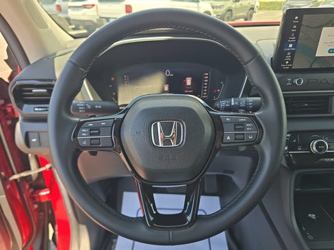 Certified 2026 Honda Passport RTL image 25
