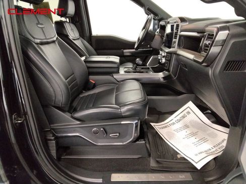 Used 2023 Ford F150 Platinum w/ FX4 Off-Road Package image 39