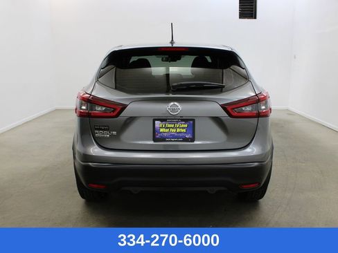 Used 2021 Nissan Rogue Sport S image 3