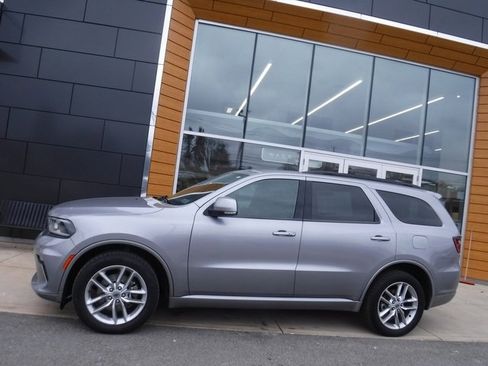 Used 2021 Dodge Durango GT image 2