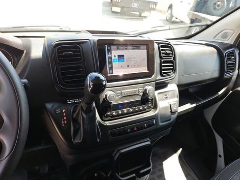 Used 2025 RAM ProMaster 2500 w/ U-Haul Equipment Group FWD image 11