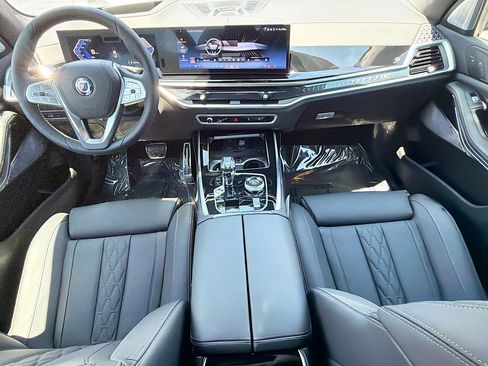 New 2026 BMW ALPINA XB7 AWD/4WD image 15