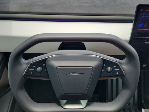 Used 2024 Tesla Cybertruck Cyberbeast AWD/4WD image 24