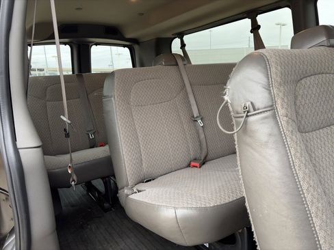 Used 2024 Chevrolet Express 3500 LT w/ LT Preferred Equipment Group image 10