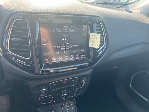 Certified 2020 Jeep Compass Limited AWD/4WD image 11