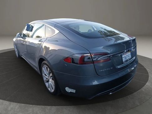 Used 2013 Tesla Model S image 3