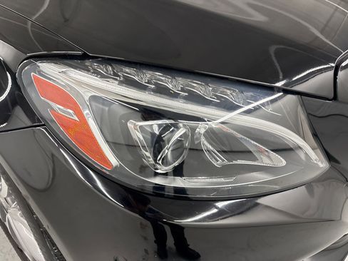 Used 2015 Mercedes-Benz C 300 Sedan image 11