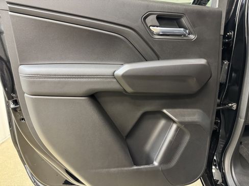 New 2026 GMC Canyon Elevation w/ Convenience Package image 16