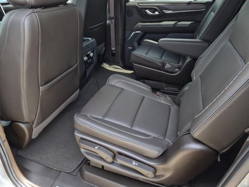 Certified 2024 GMC Yukon XL Denali AWD/4WD image 15