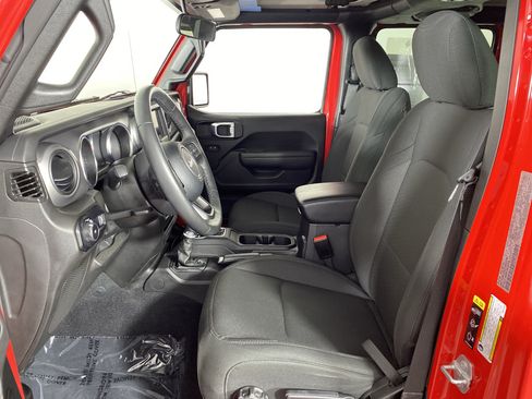 Used 2023 Jeep Wrangler Unlimited Sport AWD/4WD image 15