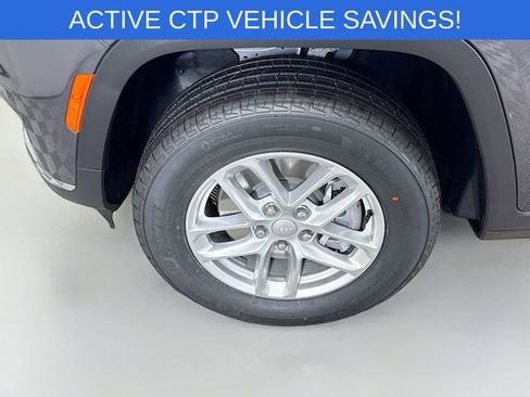 New 2025 Jeep Grand Cherokee L Laredo w/ Luxury Tech Group I AWD/4WD image 30