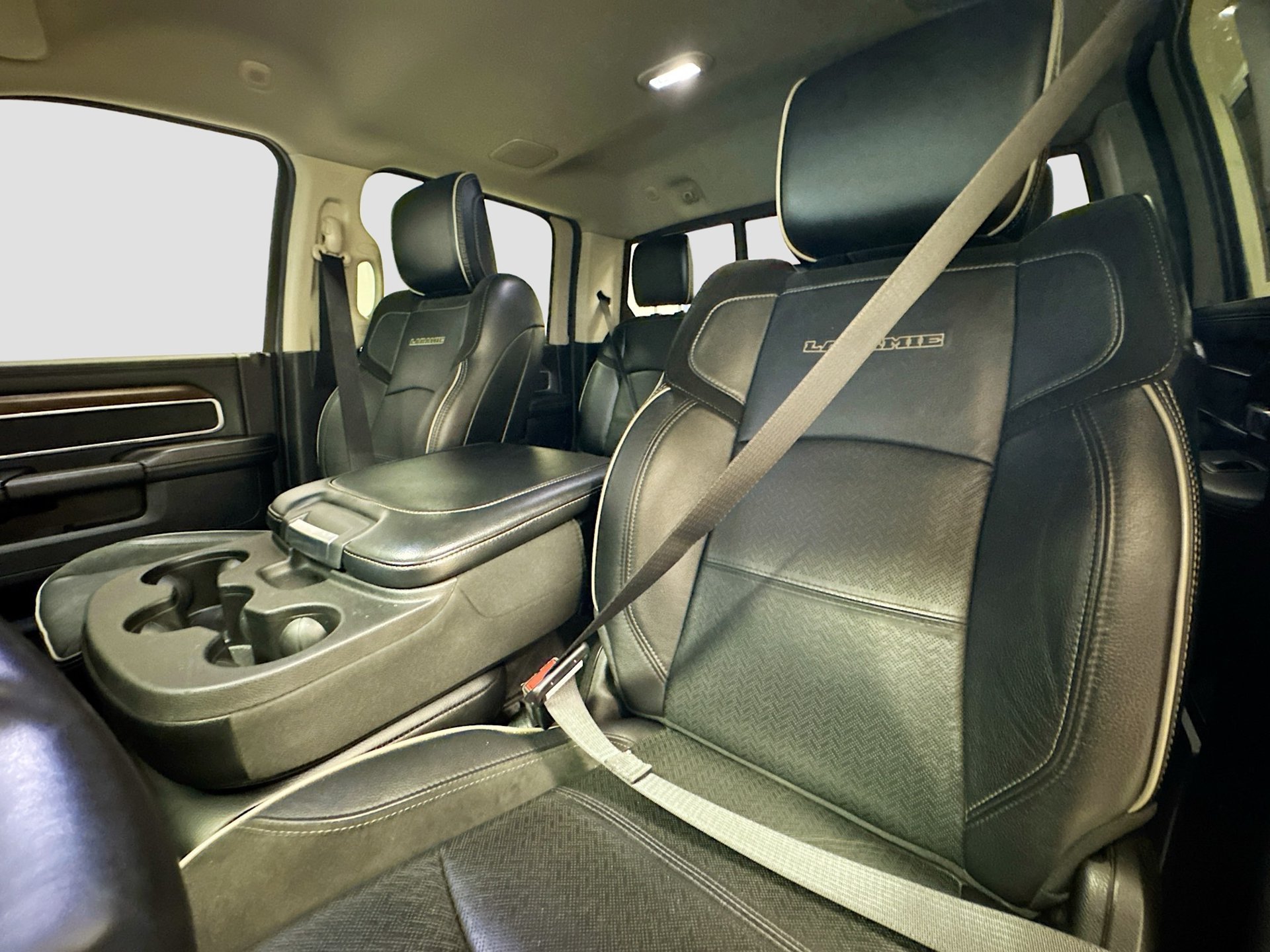 Used 2024 RAM 2500 Laramie AWD/4WD image 22