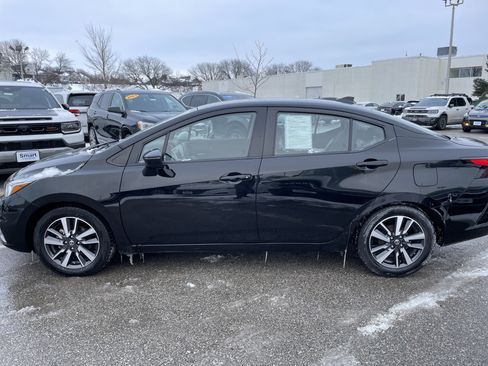 Used 2021 Nissan Versa SV image 15