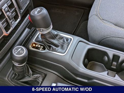 New 2025 Jeep Wrangler Unlimited Sahara w/ Safety Group AWD/4WD image 22