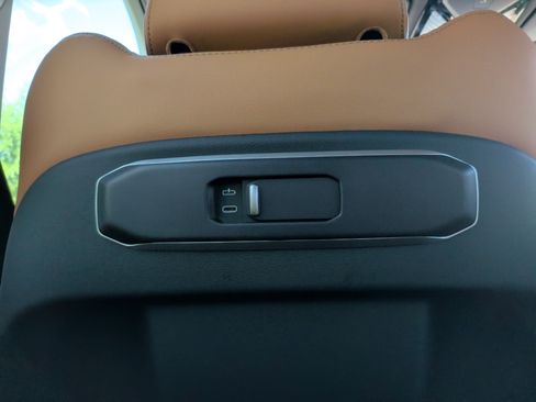 New 2026 BMW X5 sDrive40i RWD image 37