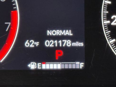 Used 2023 Honda CR-V EX-L image 17