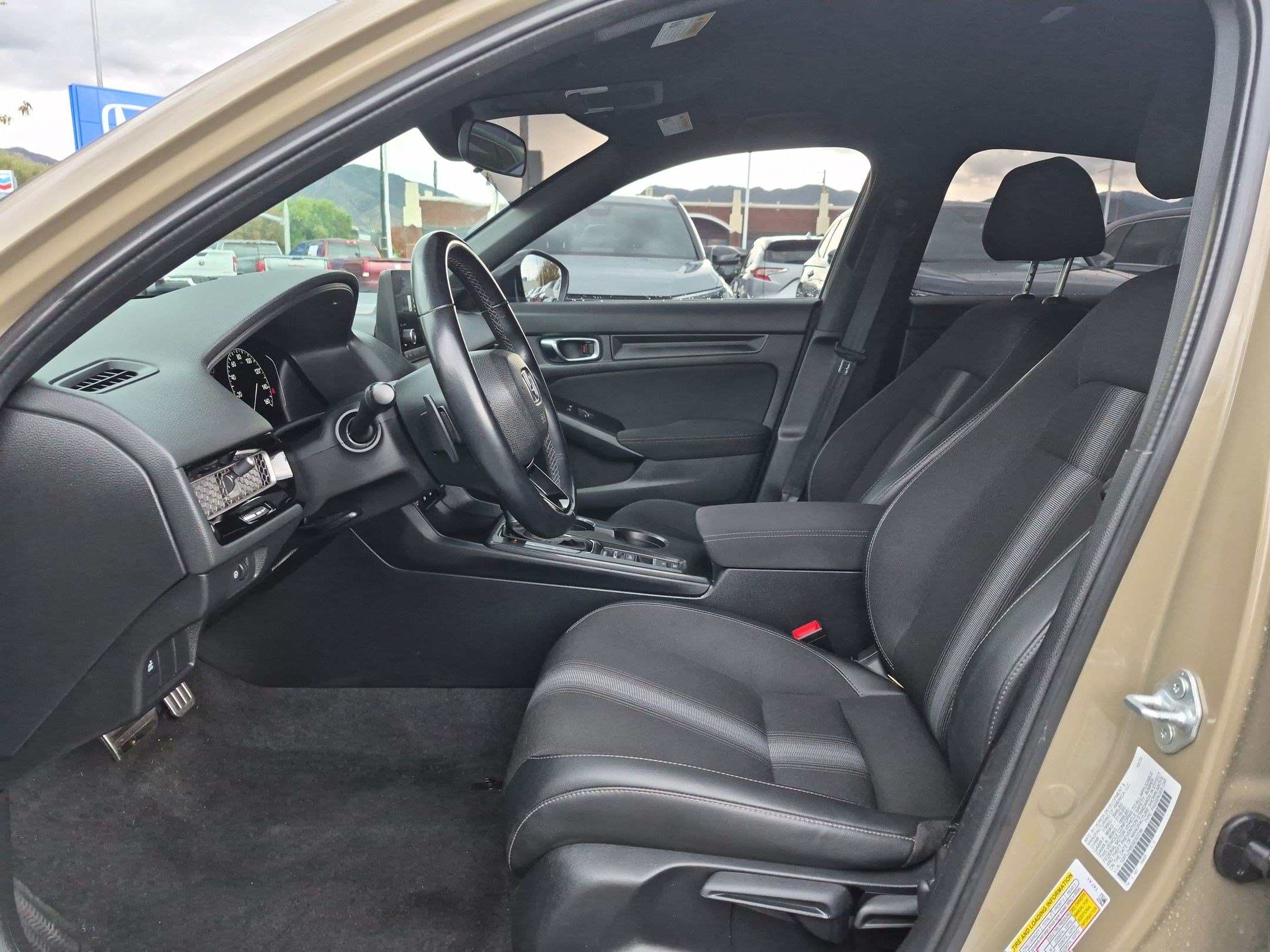 Used 2025 Honda Civic Sport image 17