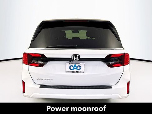 Used 2026 Honda Odyssey EX-L image 7