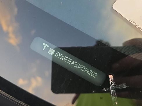 Used 2025 Tesla Model 3 Long Range RWD image 14