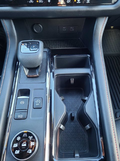 Used 2023 Nissan Pathfinder Rock Creek AWD/4WD image 35