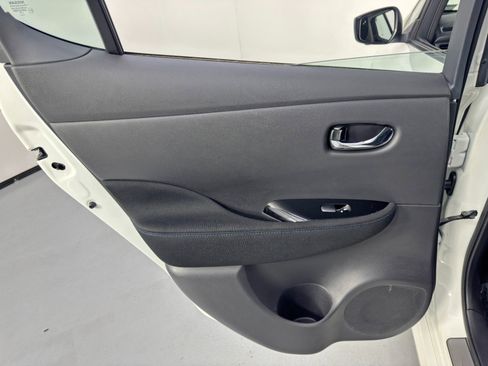 Used 2024 Nissan Leaf SV Plus image 36
