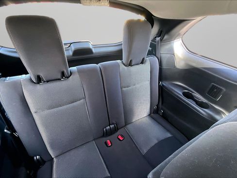 Used 2020 Nissan Pathfinder SV FWD image 18