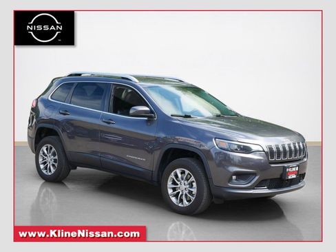 Used 2021 Jeep Cherokee Latitude Lux w/ Comfort/Convenience Group AWD/4WD image 1