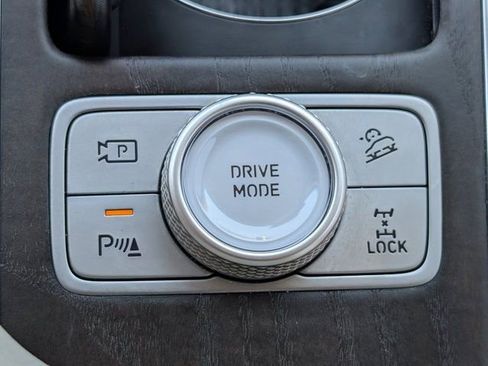 Used 2023 Genesis GV80 2.5T w/ Prestige Package AWD/4WD image 22