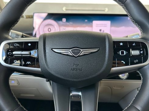 Used 2026 Genesis GV70 2.5T Select AWD/4WD image 31