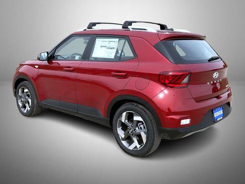 New 2025 Hyundai Venue SEL image 8