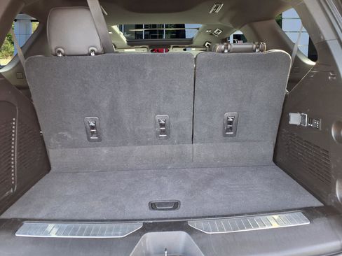 Used 2021 GMC Yukon AT4 AWD/4WD image 34