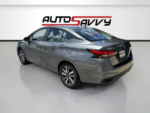 Used 2025 Nissan Versa SV FWD image 5