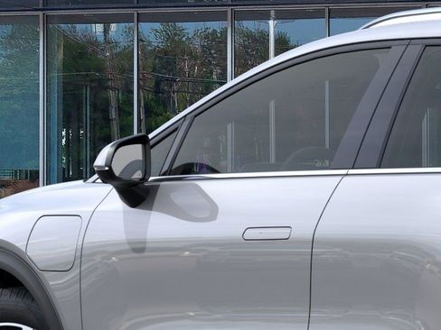 New 2026 Chevrolet Equinox EV LT FWD image 12