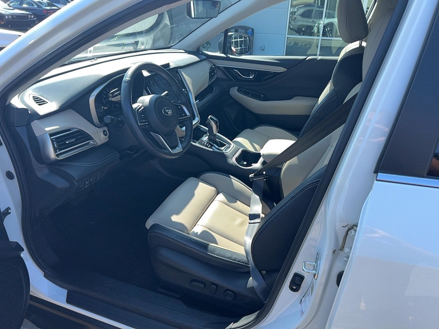 Certified 2024 Subaru Outback Limited AWD/4WD image 7