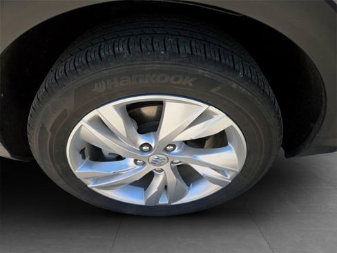Used 2025 Buick Encore GX Preferred AWD/4WD image 35
