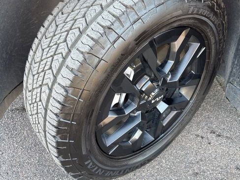 Used 2024 Kia Telluride SX Prestige X-Pro AWD/4WD image 10