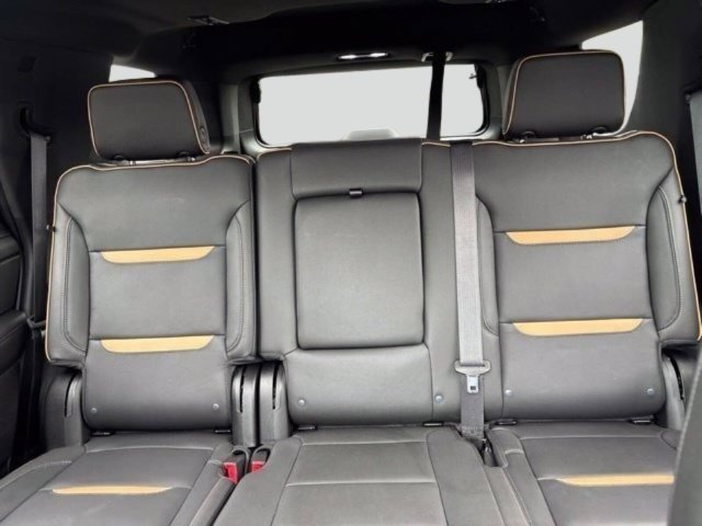 Used 2024 GMC Yukon AT4 AWD/4WD image 37