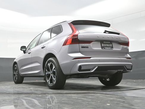New 2026 Volvo XC60 B5 Core AWD/4WD image 33