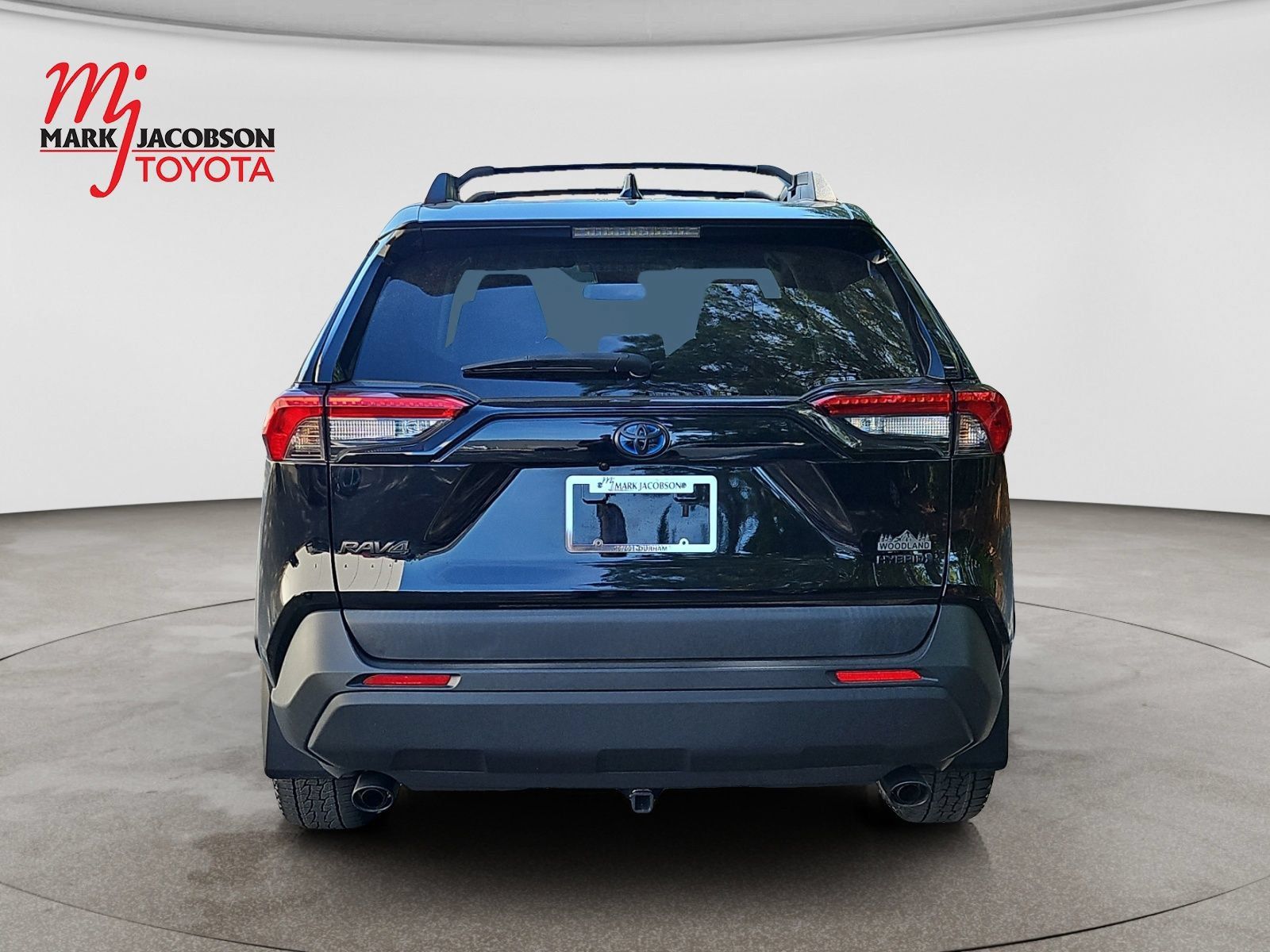 Used 2024 Toyota RAV4 AWD Hybrid image 11