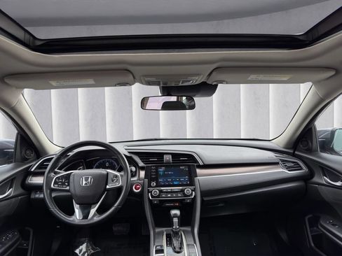 Used 2020 Honda Civic EX image 15