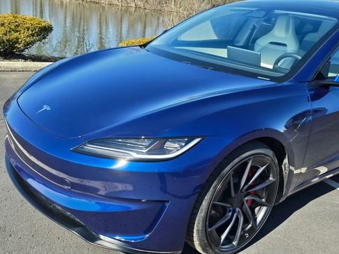 Used 2024 Tesla Model 3 Performance image 5