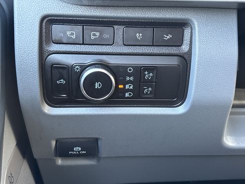 Used 2024 Ford F250 XLT w/ Black Appearance Package image 32