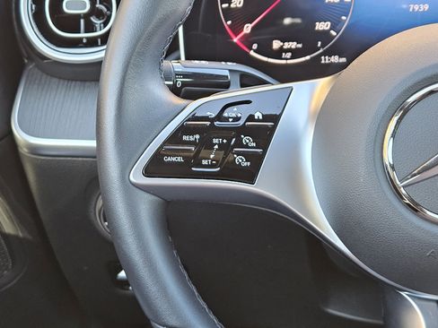 Certified 2025 Mercedes-Benz C 300 Sedan image 28