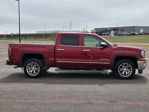 Used 2018 GMC Sierra 1500 SLT w/ SLT Premium Package AWD/4WD image 2