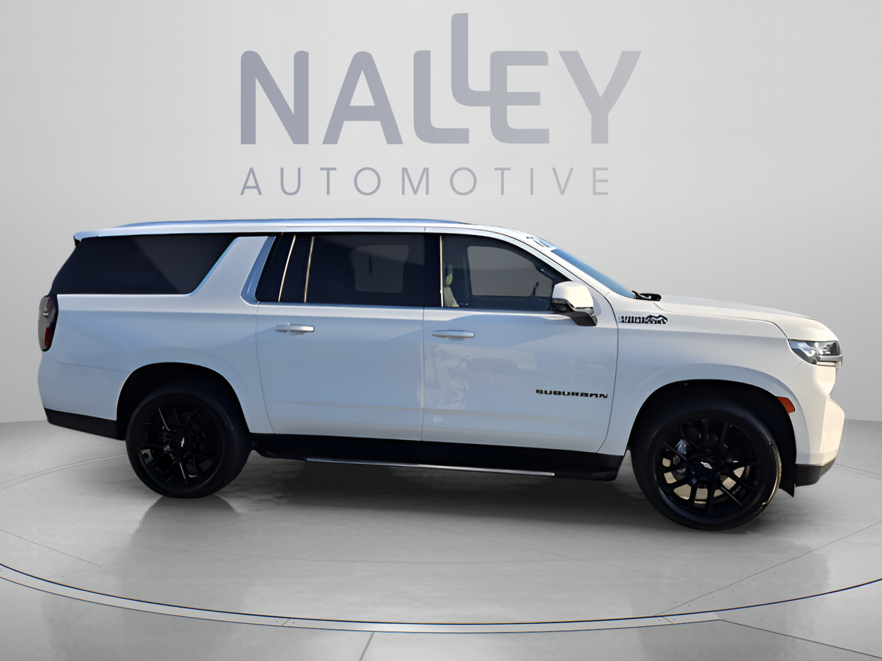 Used 2022 Chevrolet Suburban High Country RWD image 6