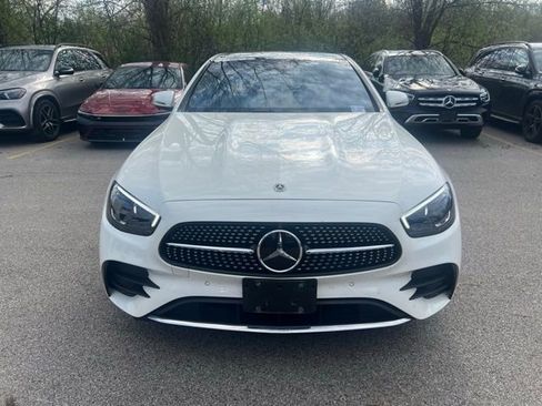 Used 2021 Mercedes-Benz E 350 4MATIC Sedan image 2
